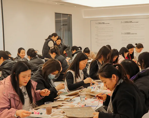 婦女節(jié) | 愿所有女性都做飛鳥